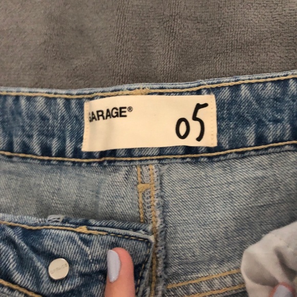 Garage Jean shorts - Picture 3 of 3